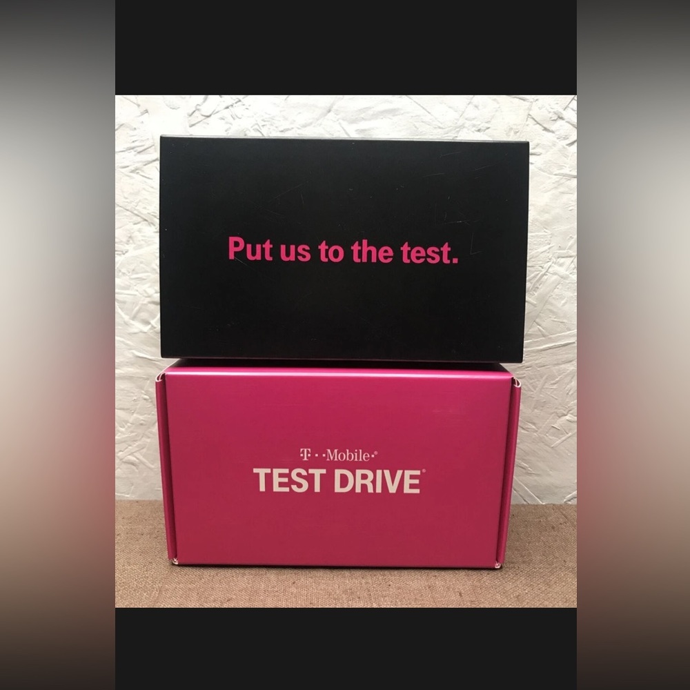 New Sealed T-Mobile T9 Test Drive Mobile Hotspot Kit (Phone Service Required)